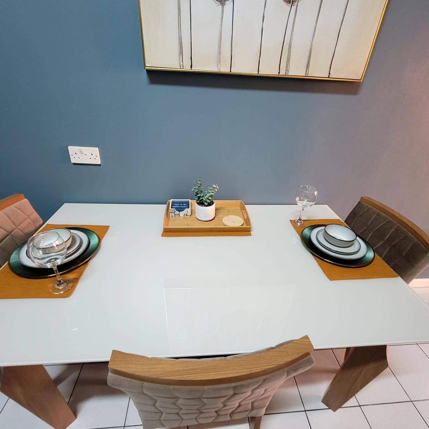 Silver View Apartments St. George's ภายนอก รูปภาพ